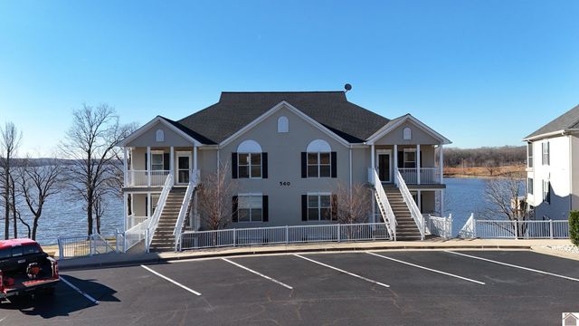 560 Moon Bay Dr. Unit 6, Kuttawa, KY 42055