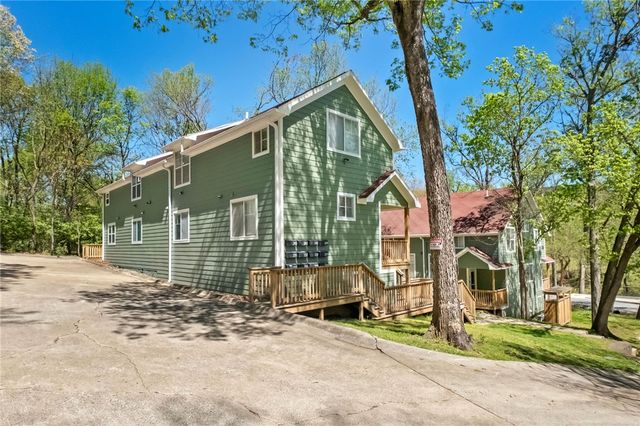 247 S Gregg Avenue, Fayetteville, AR 72701