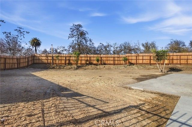 1463 W 25th Street, Merced, CA 95340
