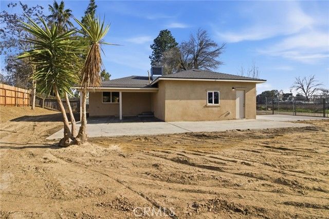 1463 W 25th Street, Merced, CA 95340