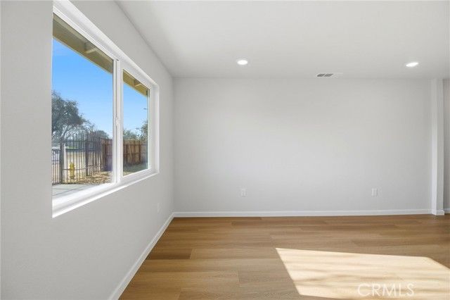 1463 W 25th Street, Merced, CA 95340