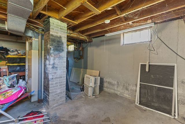 42 Woodway Drive, Shrewsbury, MA 01545