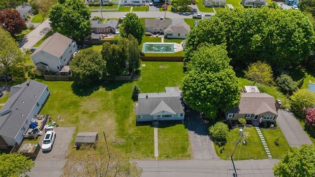 42 Woodway Drive, Shrewsbury, MA 01545