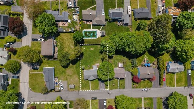 42 Woodway Drive, Shrewsbury, MA 01545