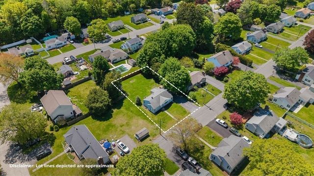 42 Woodway Drive, Shrewsbury, MA 01545