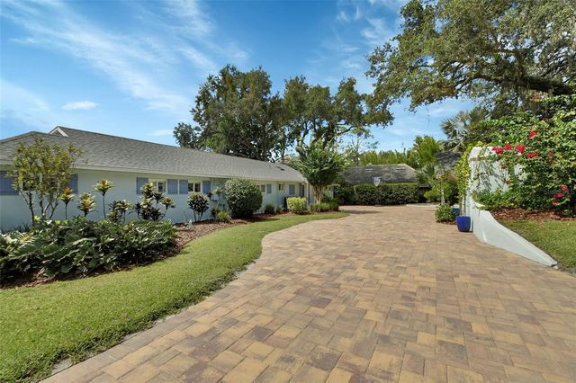 1326 TRAIL BY THE LAKE, Deland, FL 32724