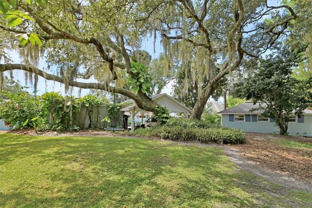 1326 TRAIL BY THE LAKE, Deland, FL 32724