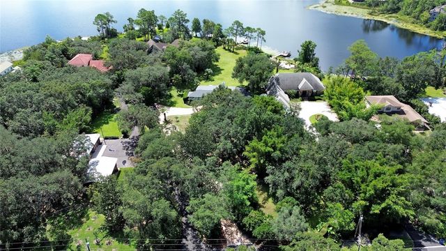 1326 TRAIL BY THE LAKE, Deland, FL 32724