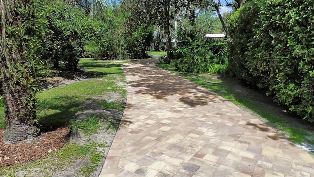 1326 TRAIL BY THE LAKE, Deland, FL 32724