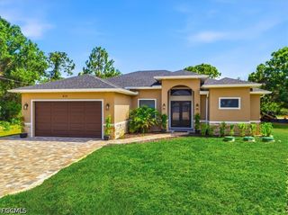 810 Sentinela BLVD, Lehigh Acres, FL 33974