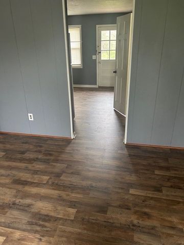 1140 E Main St, Gallatin, TN 37066