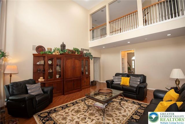 7068 Periwinkle Drive, Macungie Boro, PA 18062
