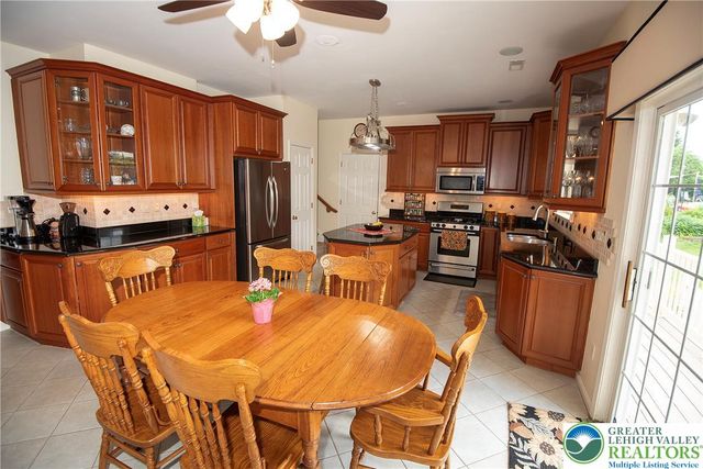 7068 Periwinkle Drive, Macungie Boro, PA 18062
