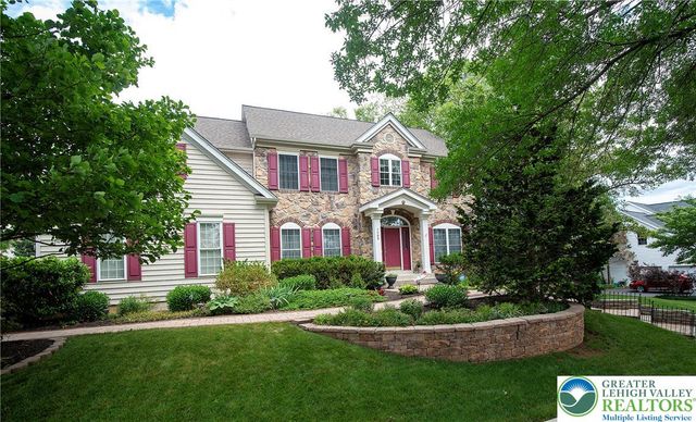 7068 Periwinkle Drive, Macungie Boro, PA 18062