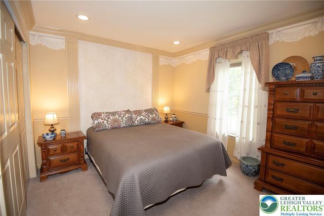 7068 Periwinkle Drive, Macungie Boro, PA 18062