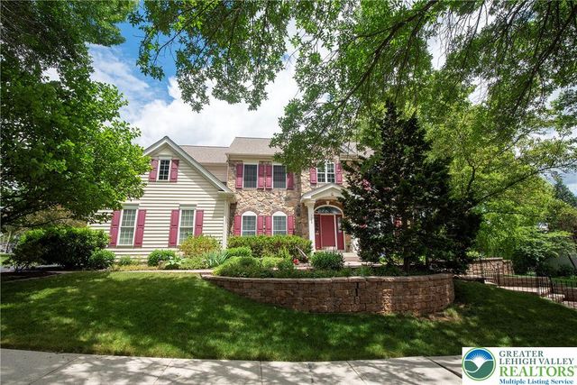 7068 Periwinkle Drive, Macungie Boro, PA 18062