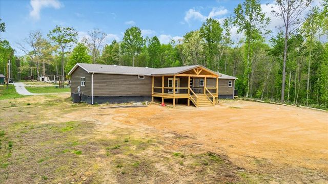 195 Roddy Springs Rd, Tracy City, TN 37387