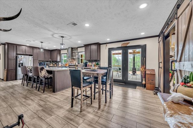195 Roddy Springs Rd, Tracy City, TN 37387