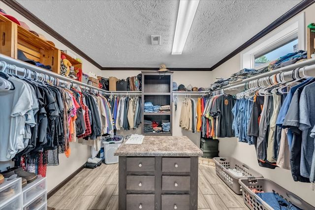 195 Roddy Springs Rd, Tracy City, TN 37387