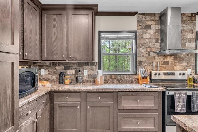 195 Roddy Springs Rd, Tracy City, TN 37387