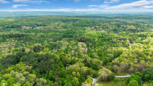 195 Roddy Springs Rd, Tracy City, TN 37387