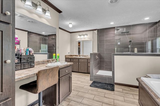 195 Roddy Springs Rd, Tracy City, TN 37387