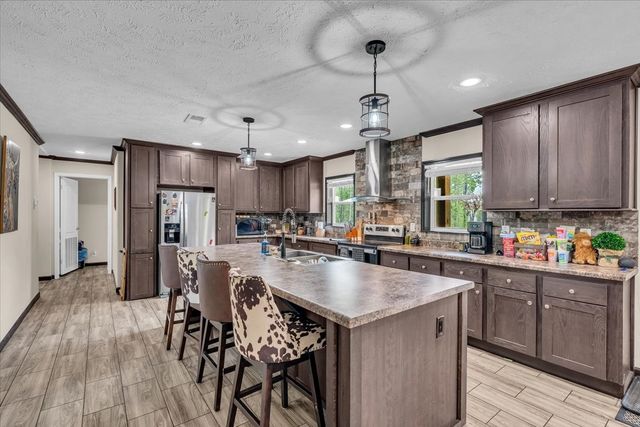 195 Roddy Springs Rd, Tracy City, TN 37387