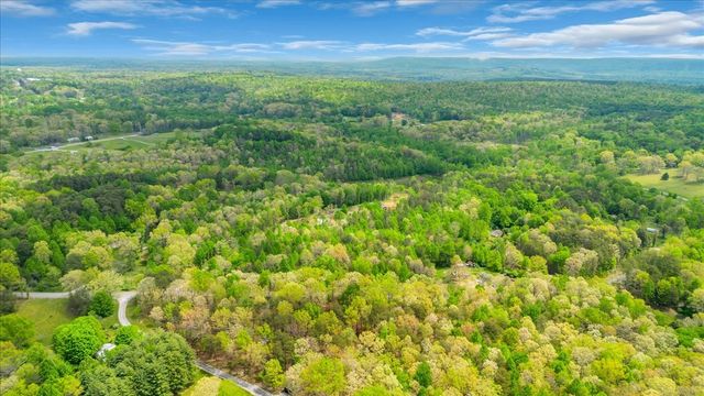 195 Roddy Springs Rd, Tracy City, TN 37387