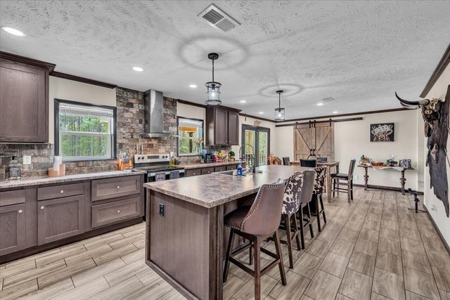 195 Roddy Springs Rd, Tracy City, TN 37387