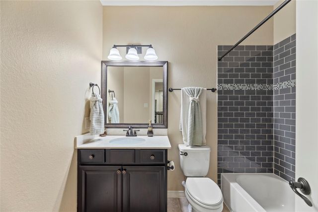 10507 Grace Hollow Drive, Cypress, TX 77433