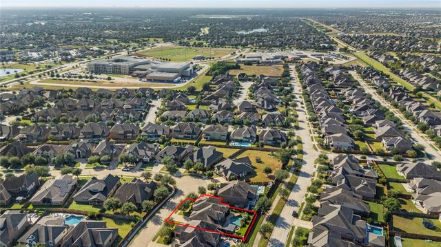 10507 Grace Hollow Drive, Cypress, TX 77433