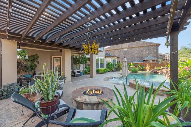 10507 Grace Hollow Drive, Cypress, TX 77433