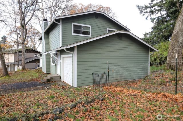 10603 - 10605 10th Avenue Ct S, Tacoma, WA 98444