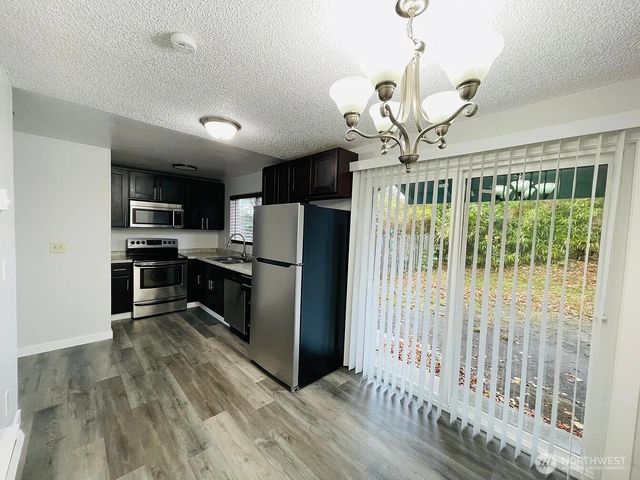 10603 - 10605 10th Avenue Ct S, Tacoma, WA 98444