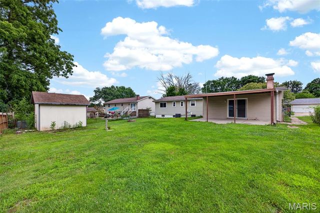 620 Lime Rock Drive, St Charles, MO 63304