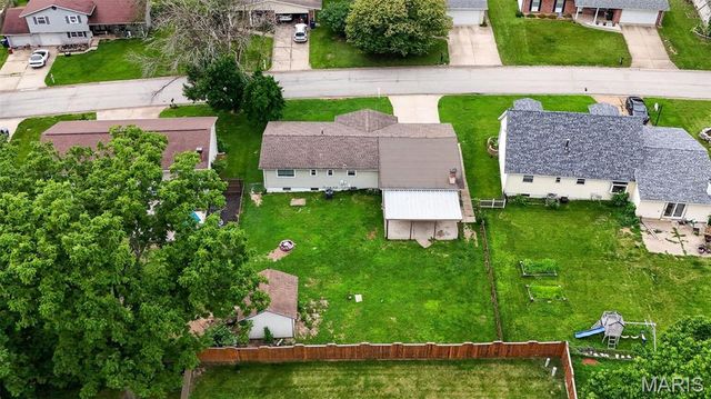 620 Lime Rock Drive, St Charles, MO 63304