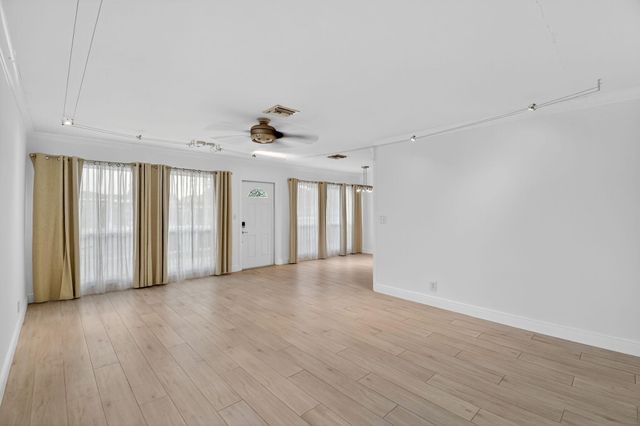 1606 NE 15th Avenue 1606, Fort Lauderdale, FL 33305