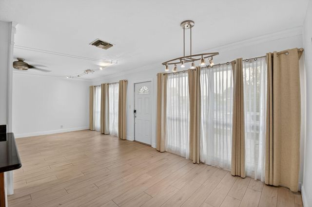 1606 NE 15th Avenue 1606, Fort Lauderdale, FL 33305