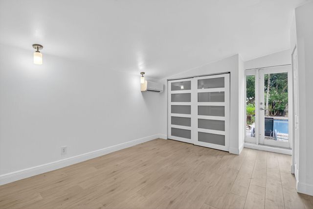1606 NE 15th Avenue 1606, Fort Lauderdale, FL 33305