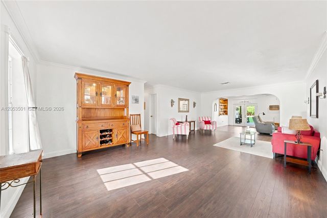 15425 N Miami Ave, Miami, FL 33169