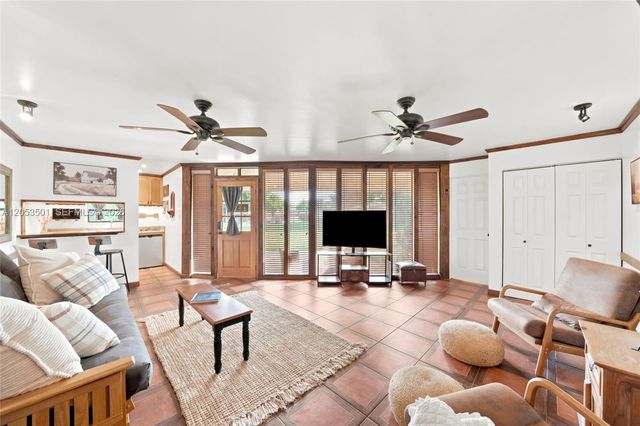 15425 N Miami Ave, Miami, FL 33169