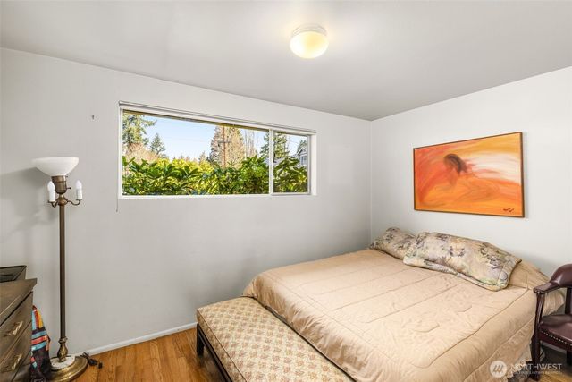 10529 NE 20th Place, Bellevue, WA 98004