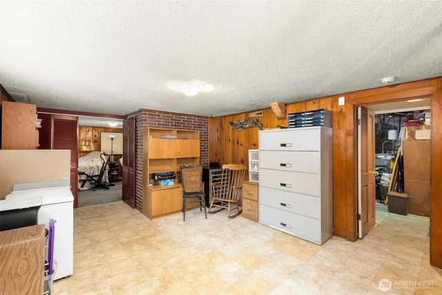 10529 NE 20th Place, Bellevue, WA 98004