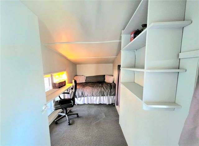 13505 S Alan Road, Yucca, AZ 86438