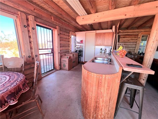 13505 S Alan Road, Yucca, AZ 86438