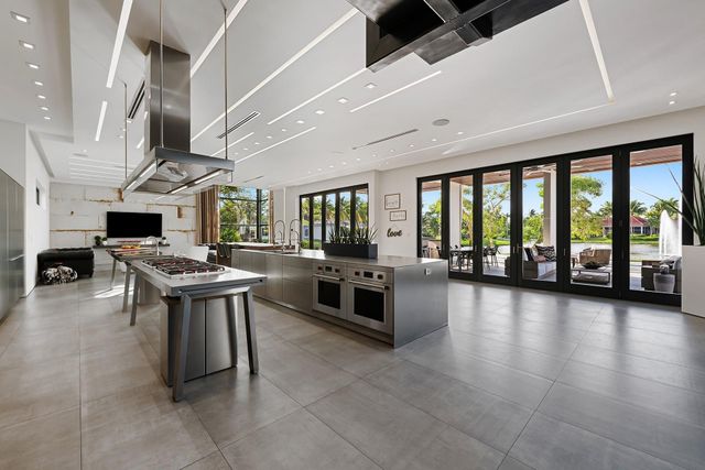 10691 Golden Eagle Court, Plantation, FL 33324