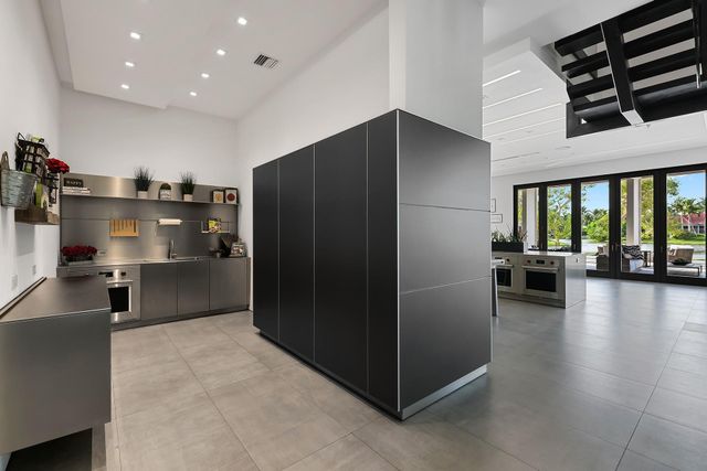 10691 Golden Eagle Court, Plantation, FL 33324