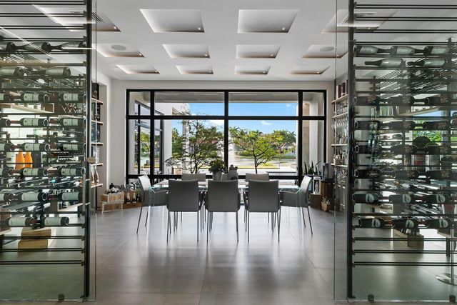 10691 Golden Eagle Court, Plantation, FL 33324