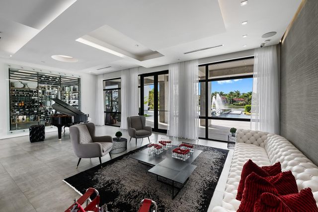 10691 Golden Eagle Court, Plantation, FL 33324