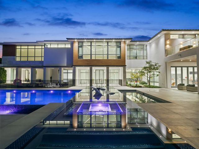 10691 Golden Eagle Court, Plantation, FL 33324